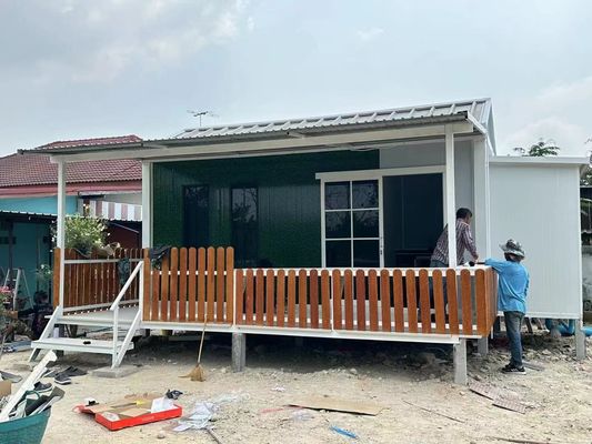 Q235B গ্যালভানাইজড স্টিল ফ্রেম 4 লুকানো পাইপ ড্রেন সিস্টেম পোর্টেবল মডুলার কেবিন